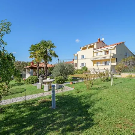 Ferienhaus Gulic 2 Comfortable *